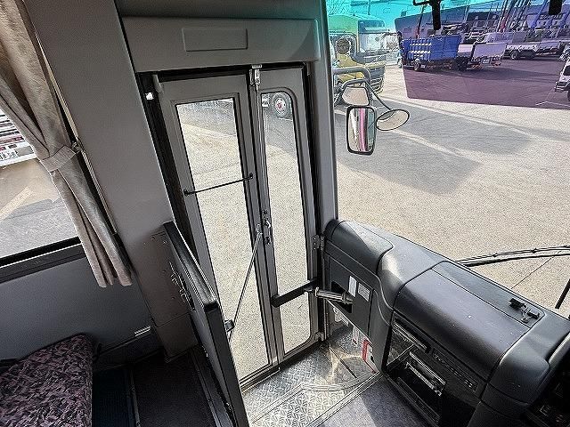 HINO Blue Ribbon 2004