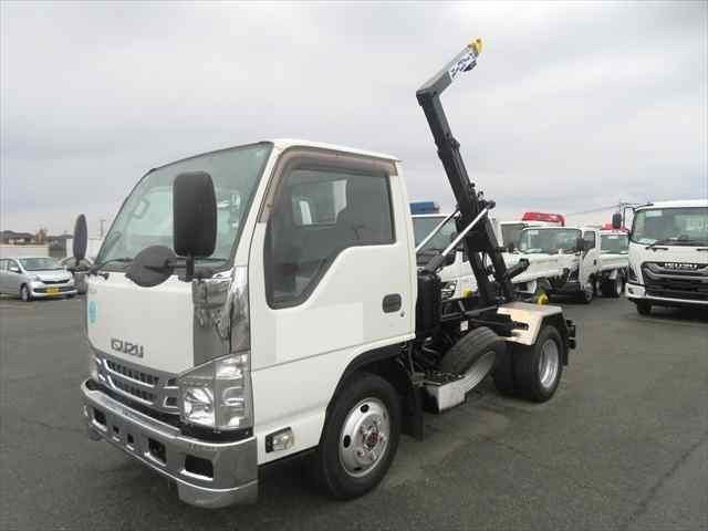 ISUZU ELF 2011