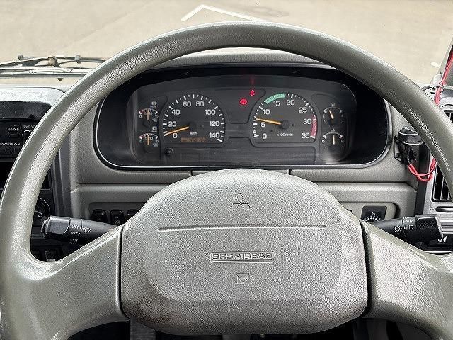 MITSUBISHI FUSOU FIGHTER 2005