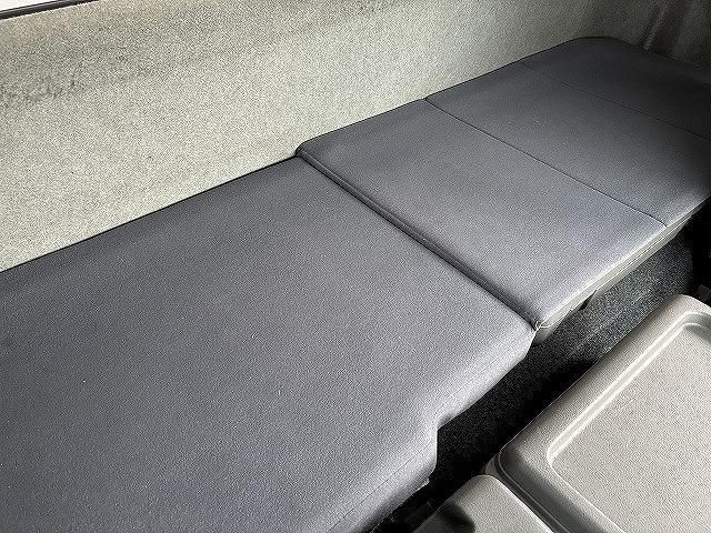 MITSUBISHI FUSOU FIGHTER 2005