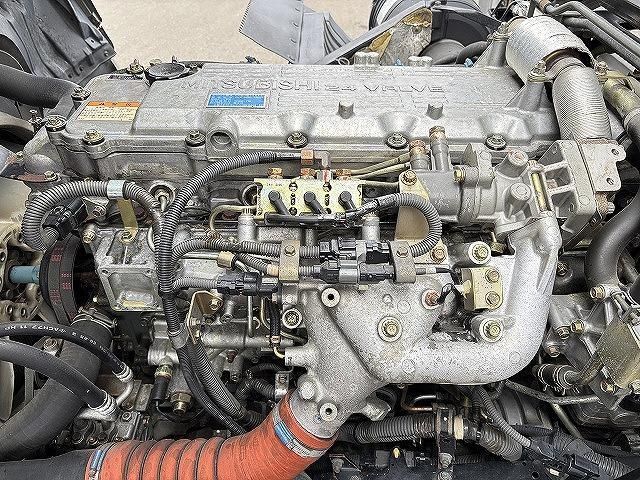 MITSUBISHI FUSOU FIGHTER 2005