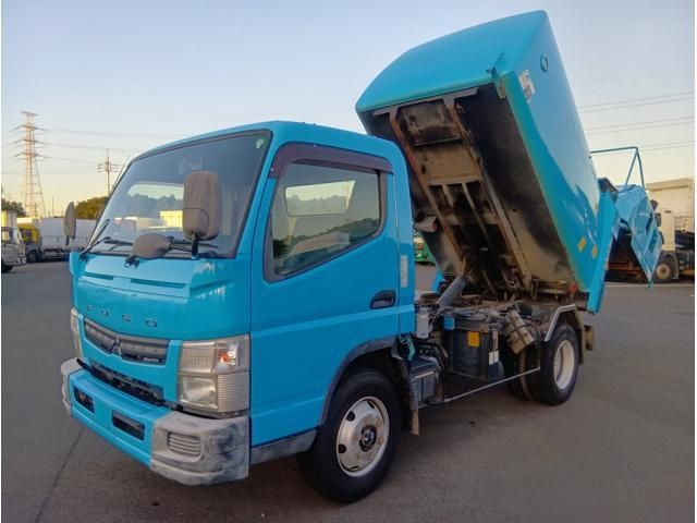 MITSUBISHI CANTER 2014