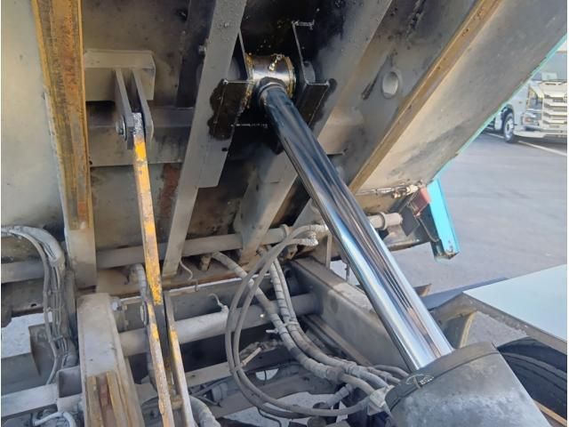 MITSUBISHI CANTER 2014