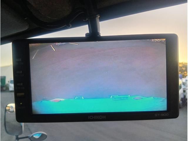 MITSUBISHI CANTER 2014