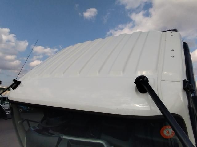 MITSUBISHI FUSOU FIGHTER 2025