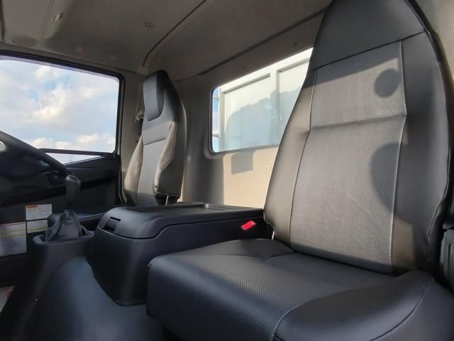 MITSUBISHI FUSOU FIGHTER 2025