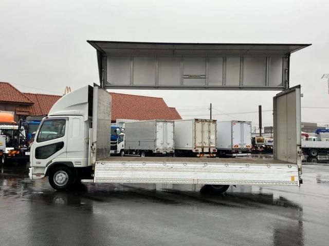 MITSUBISHI FUSOU FIGHTER 2008