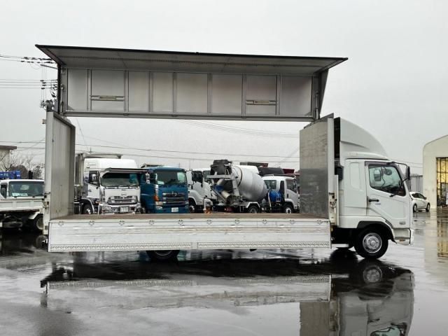 MITSUBISHI FUSOU FIGHTER 2008