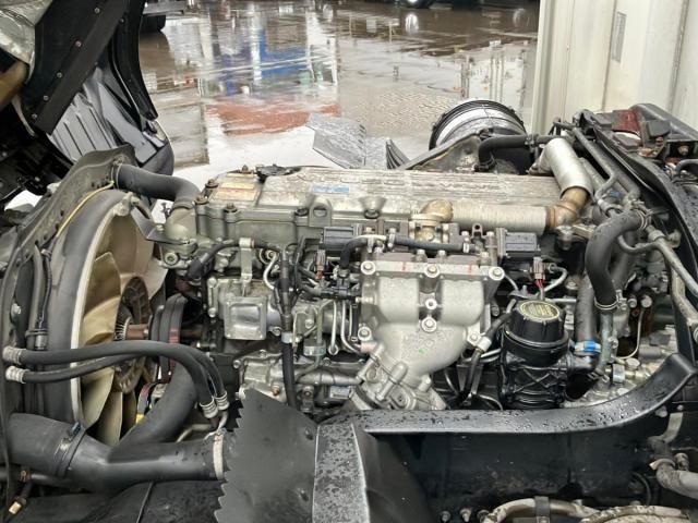 MITSUBISHI FUSOU FIGHTER 2008