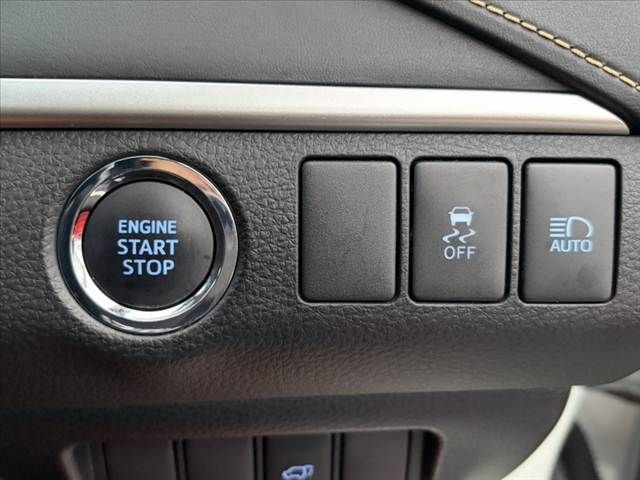 TOYOTA HARRIER 2WD 2014