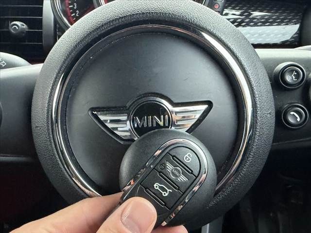 BMW BMW MINI 2016
