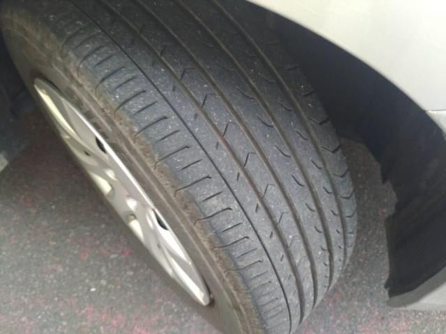 TOYOTA PRIUS Alpha 2014