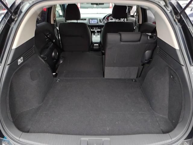 HONDA VEZEL HYBRID 2017