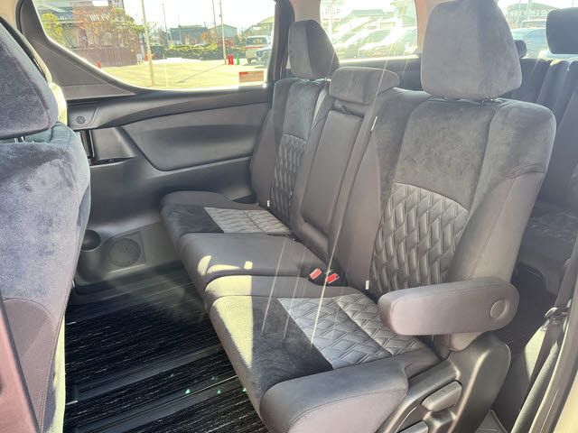 TOYOTA ALPHARD 4WD 2020