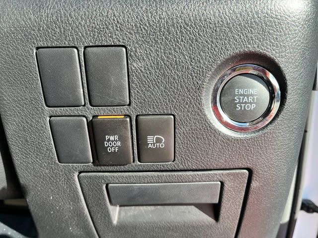 TOYOTA ALPHARD 4WD 2020