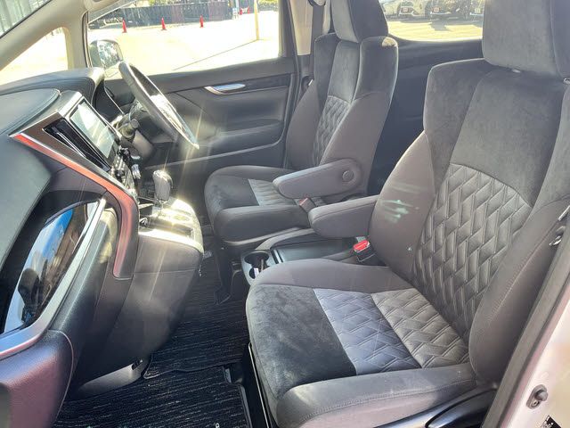 TOYOTA ALPHARD 4WD 2020