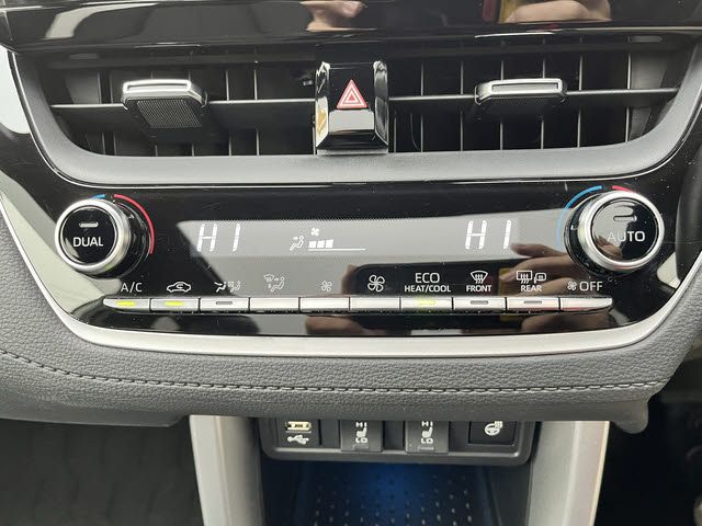 TOYOTA COROLLA CROSS HYBRID 2023