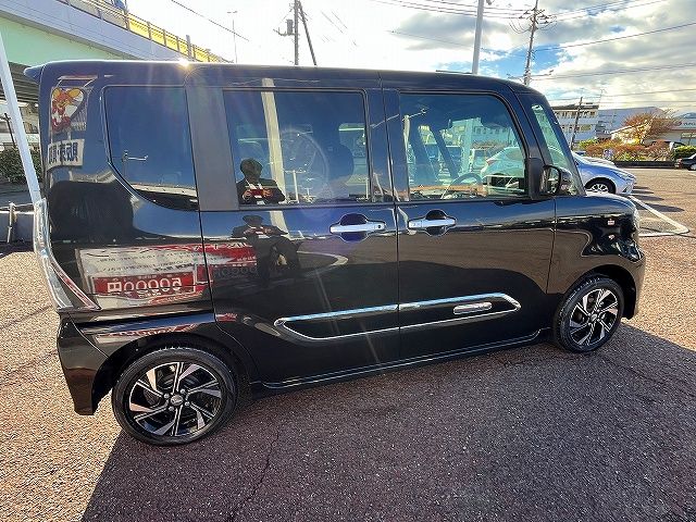 DAIHATSU TANTO CUSTOM 2021