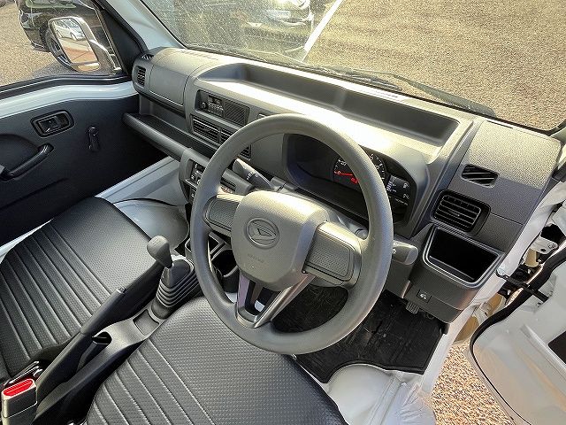 DAIHATSU HIJET truck 2022