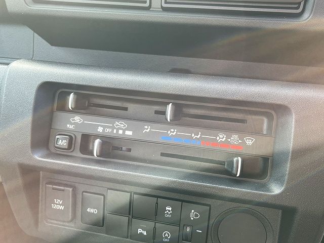 DAIHATSU HIJET truck 2022