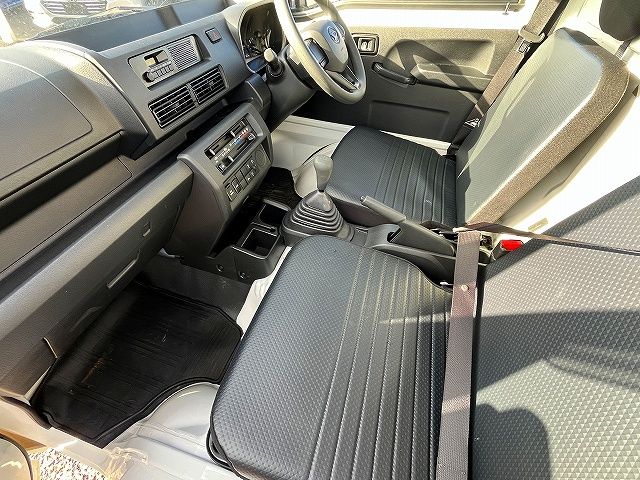 DAIHATSU HIJET truck 2022