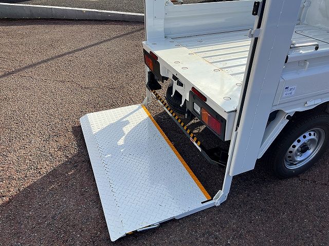 DAIHATSU HIJET truck 2022