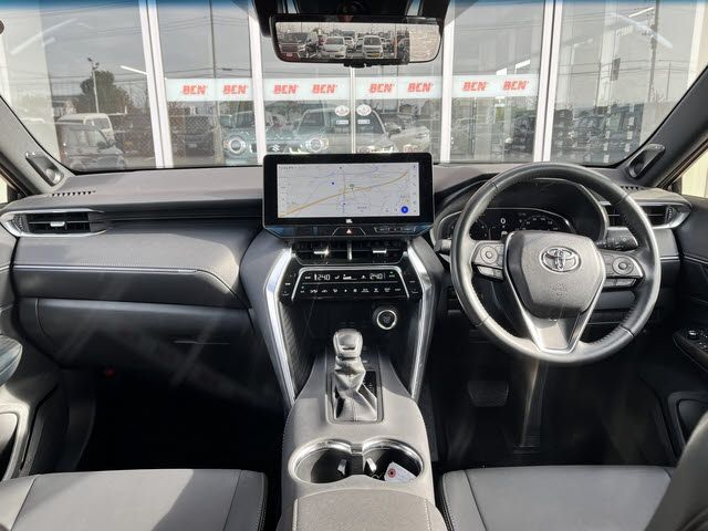 TOYOTA HARRIER 2WD 2024