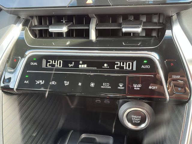 TOYOTA HARRIER 2WD 2024