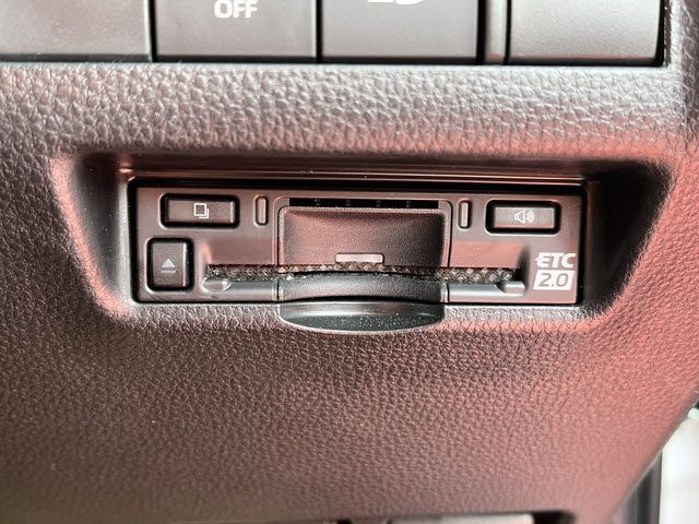 TOYOTA HARRIER 2WD 2024