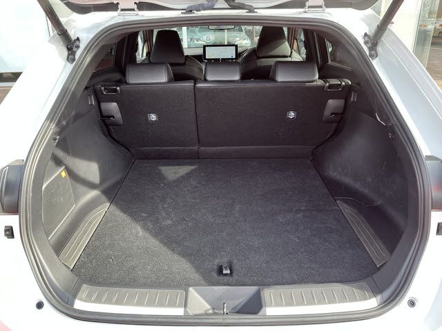 TOYOTA HARRIER 2WD 2024