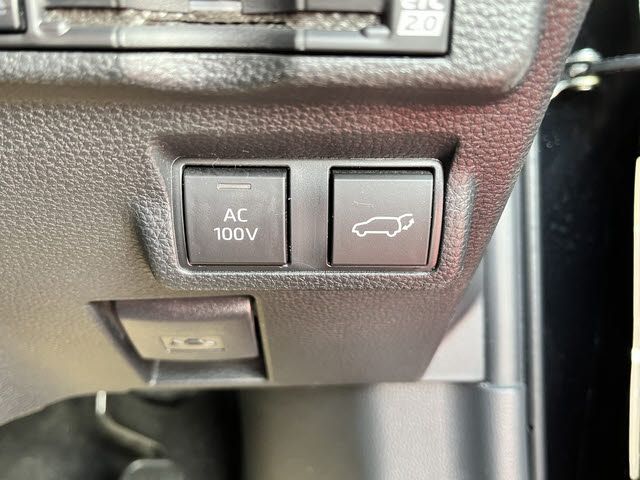 TOYOTA COROLLA CROSS HYBRID 2023