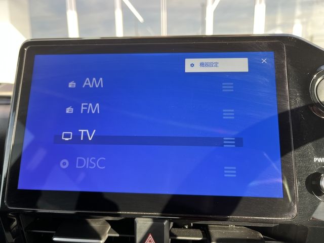 TOYOTA VOXY HYBRID 2024