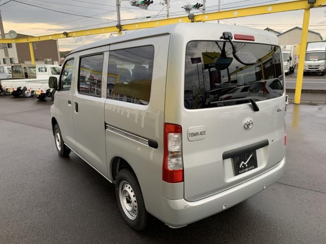 TOYOTA TOWNACE van 2WD 2025
