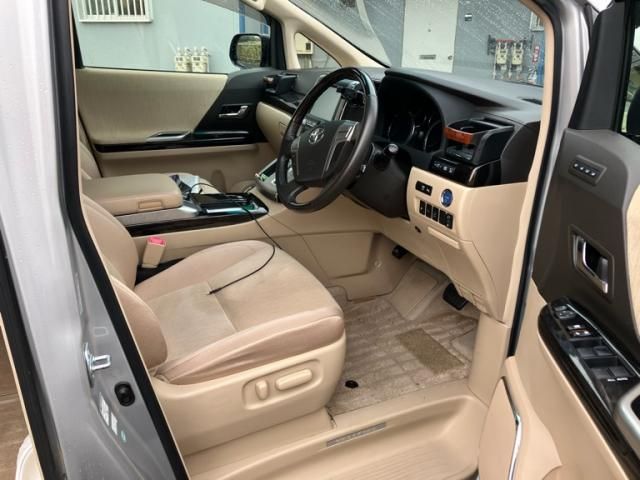 TOYOTA VELLFIRE  HYBRID 4WD 2014