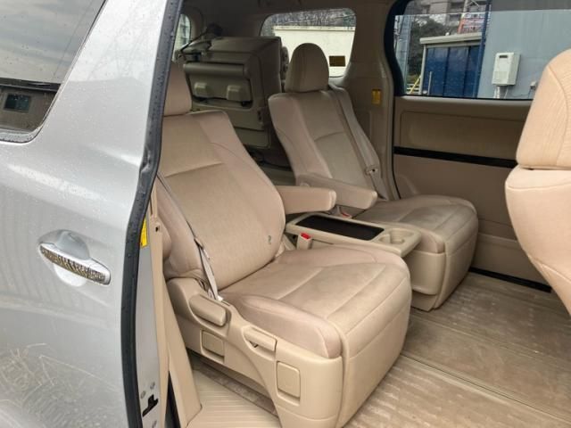 TOYOTA VELLFIRE  HYBRID 4WD 2014