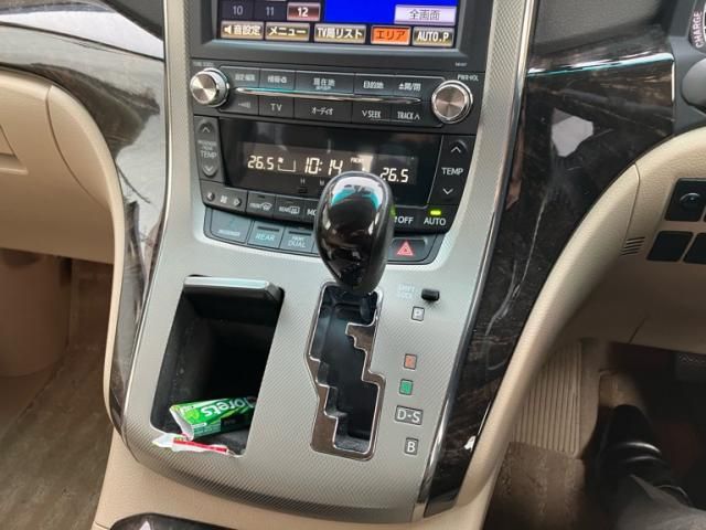 TOYOTA VELLFIRE  HYBRID 4WD 2014