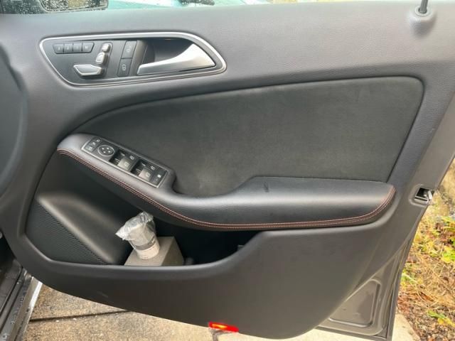 MERCEDES BENZ MERCEDES BENZ B class 2016