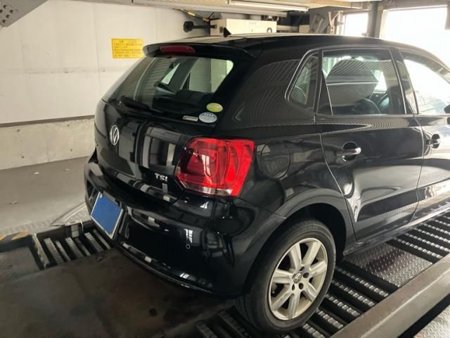 VOLKSWAGEN VOLKSWAGEN POLO 2011
