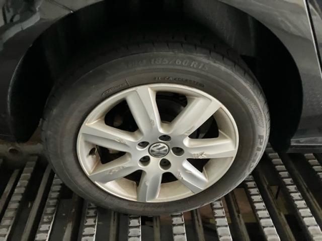 VOLKSWAGEN VOLKSWAGEN POLO 2011