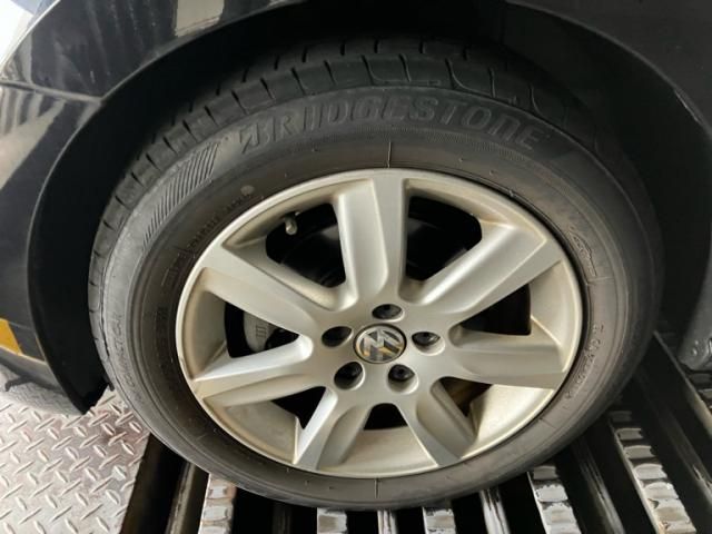 VOLKSWAGEN VOLKSWAGEN POLO 2011