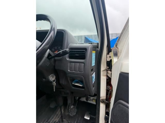 SUBARU SAMBAR truck 2000