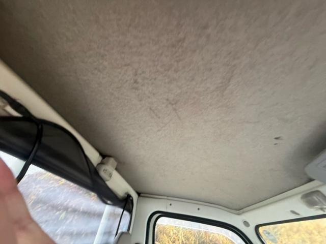 SUBARU SAMBAR truck 2000