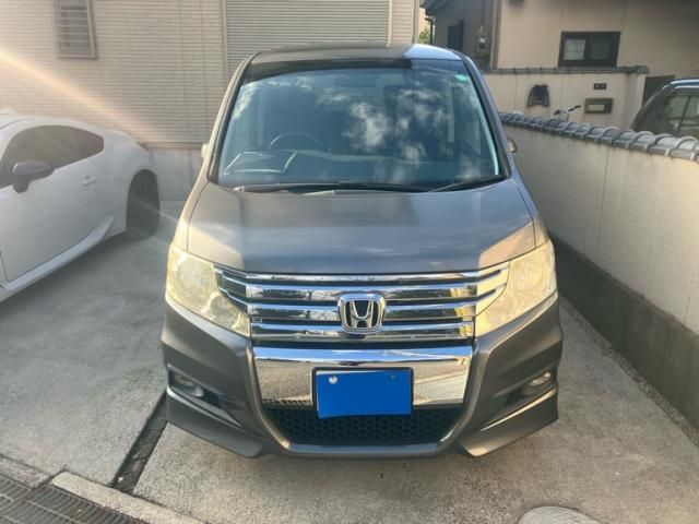 HONDA STEPWAGON SPADA 2011