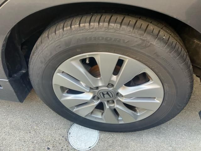 HONDA STEPWAGON SPADA 2011