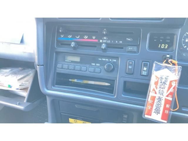 TOYOTA HIACE wagon 1998