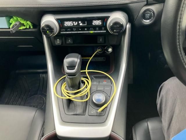 TOYOTA RAV4 4WD 2019