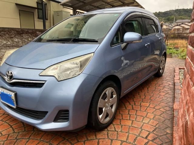 TOYOTA RACTIS 2013