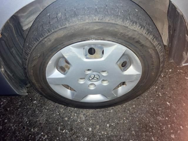 TOYOTA NOAH 4WD 2005