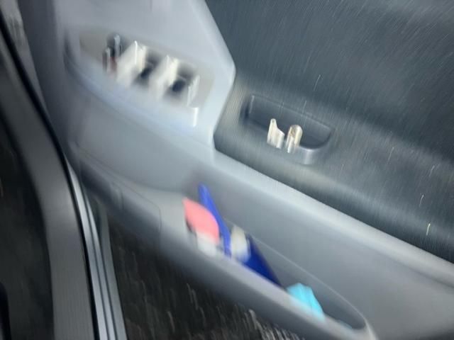 TOYOTA NOAH 4WD 2005