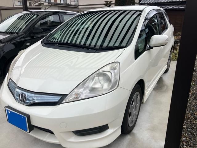 HONDA FIT SHUTTLE HYBRID 2011